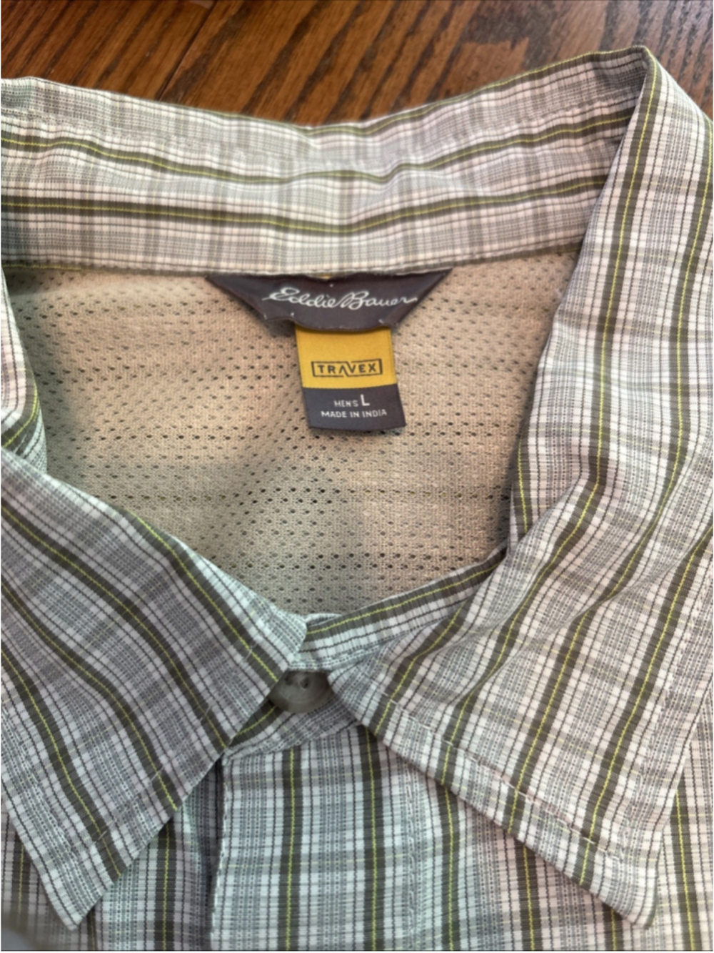 Eddie Bauer Travex Shirt Mens Large Plaid Short Sleeve Travel Flap Pocket